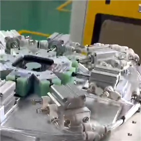 無(wú)線(xiàn)充包布折邊